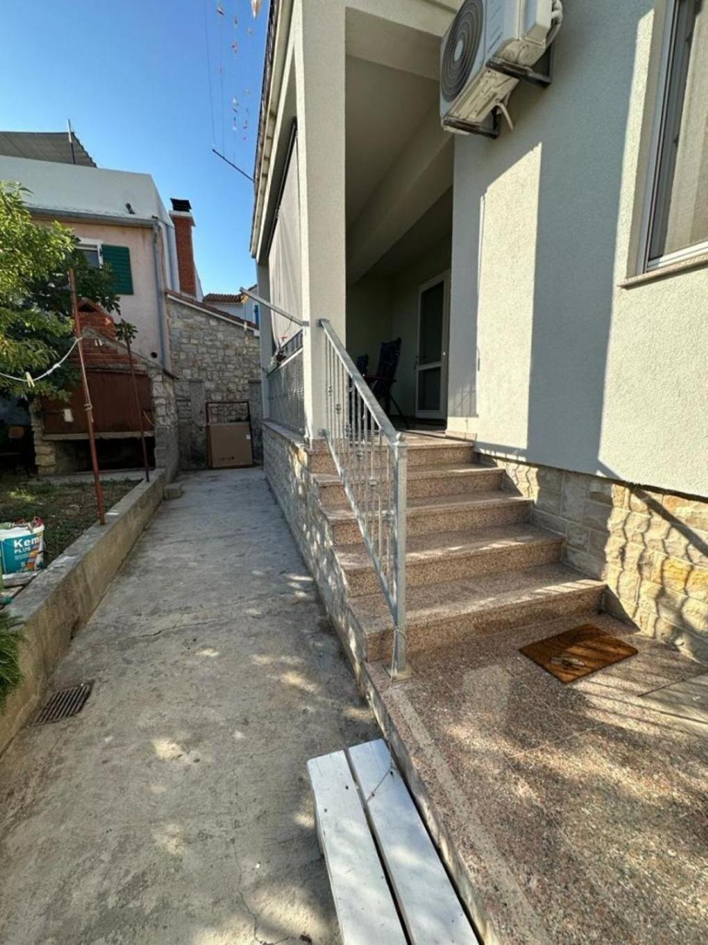 בטינה Apartment Denko מראה חיצוני תמונה